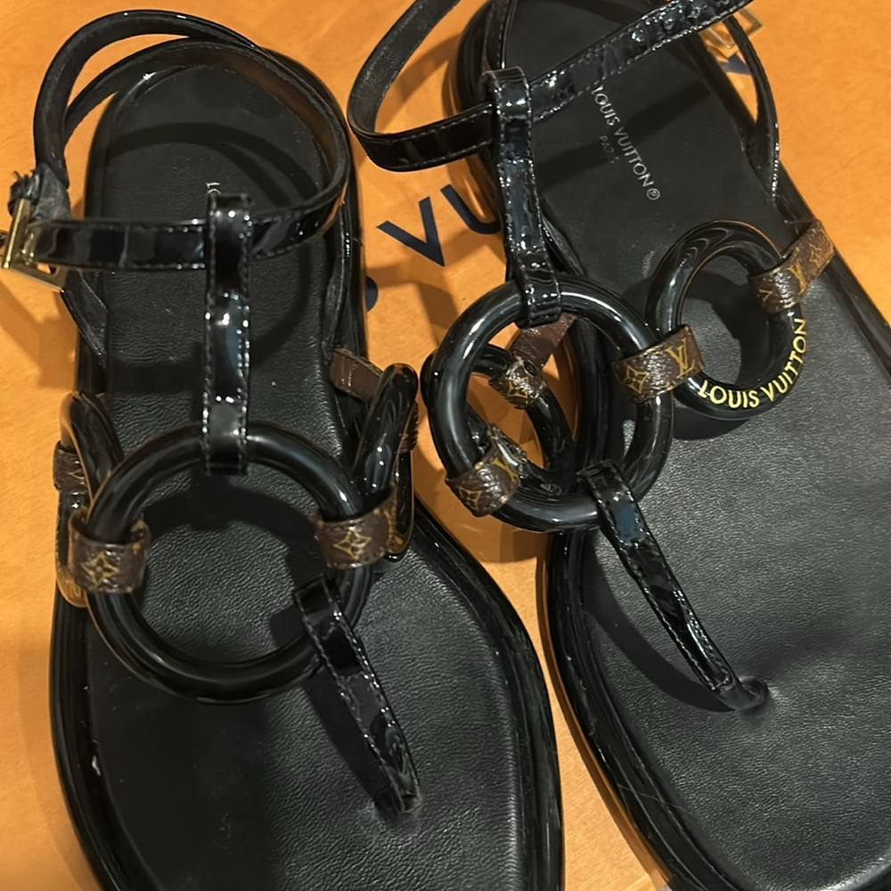 Louis Vuitton black flat sandal - Picture 4 of 6